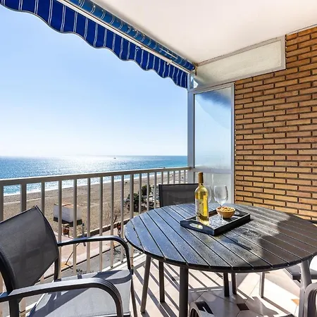 Maritimo - First Line Fuengirola