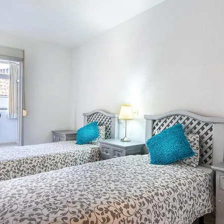 Maritimo - First Line *