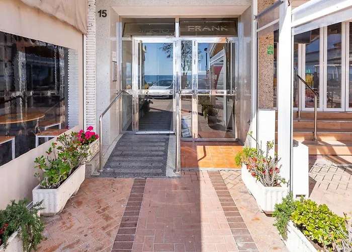 Maritimo - First Line Fuengirola